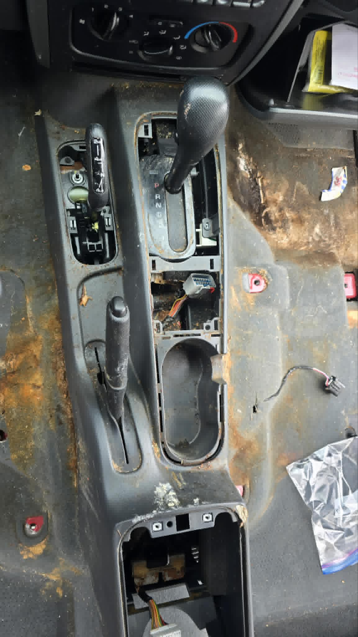Exposed console cavity